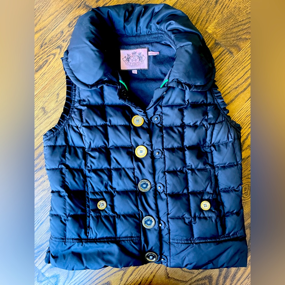 Juicy Couture black puffer vest size medium